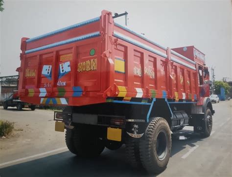 Paint Coated Mild Steel Orange Truck Dumper Body Wheeler At Best