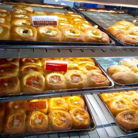 5 Sweetest Small Town Texas Bakeries Just A Short Drive From Austin