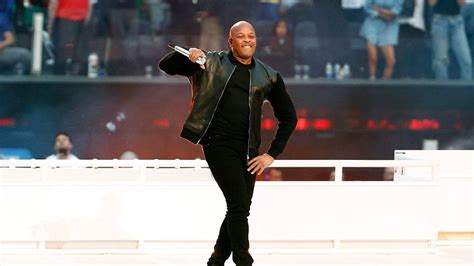 Dr Dre Le Show Du Super Bowl Fait Exploser Les Streams De 2001