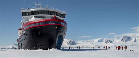 Hurtigruten Cruises 2024 - Itineraries & Our Best Fares | The Cruise Line