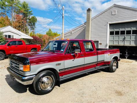 Near Perfect 1988 Ford F 350 Dually Is A Legit Time Capsule