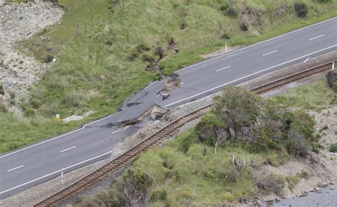 Quake Damage New Zealand Earthquake Pictures Cbs News