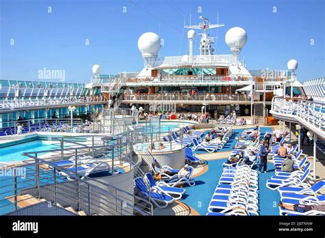 Sun Deck P O Oceana Cruise Ship North Sea Europe Stock Photo Alamy