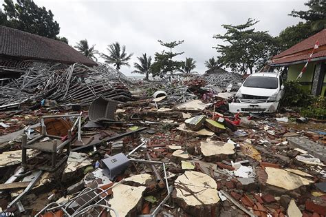 Indonesia Volcano Erupts Again With Fears Of A Second Tsunami Daily