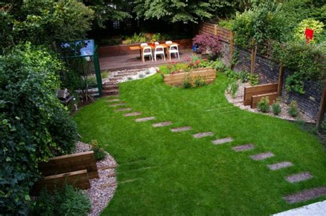 Striking Landscape Ideas To Beautify Your Backyard