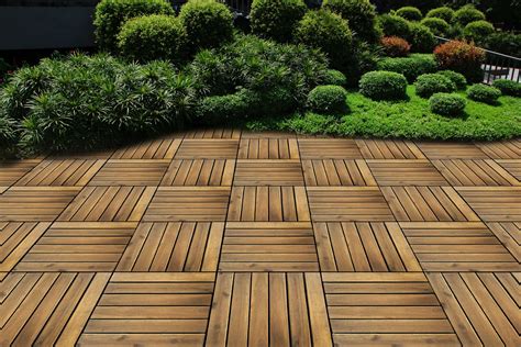 Click Deck 6 Slat Hardwood Decking Tiles 30cm X 30cm