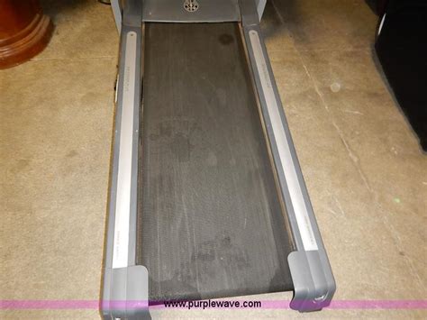 Golds Gym Trainer 480 Treadmill In Manhattan Ks Item Av9708 Sold