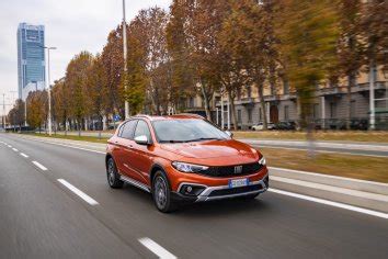 Fiat Tipo Cross Technical Specs Fuel Consumption Dimensions 2020