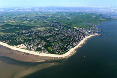 Luftbild Wyk auf Föhr Meeres Küste der Nordsee in Wyk auf Föhr im