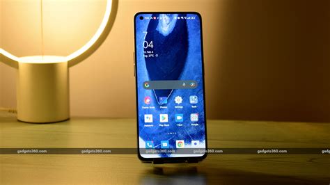 Oppo Reno 7 Pro Review: A Glowing Success? - Patabook Technology