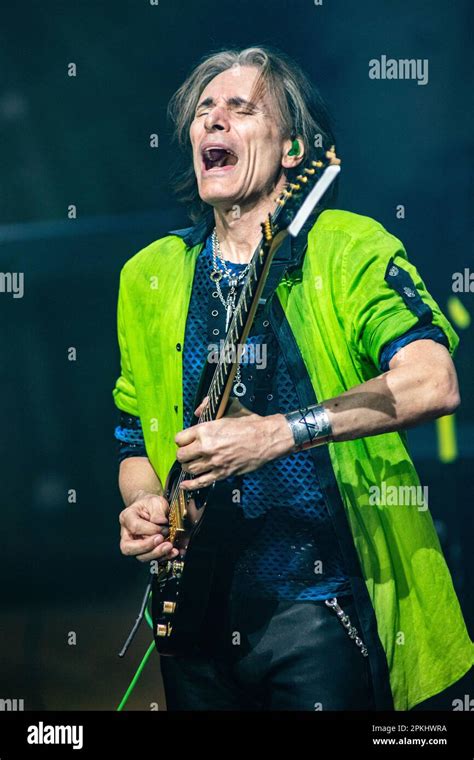 Steve Vai On Stage Hi Res Stock Photography And Images Alamy