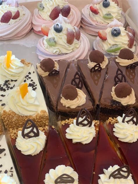 CAFÉ Kostka - Středa do Kostky třeba! 🍰 #cafekostka | Facebook
