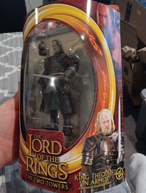 2002 Toy Biz The Lord Of The Rings King Theoden In Armor Action Figure