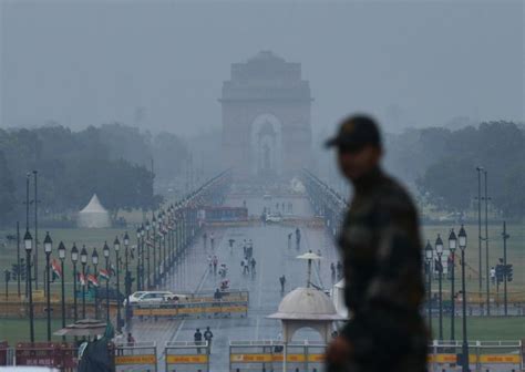 Heavy Rain Lashes Delhi Brings Respite From Heat India News