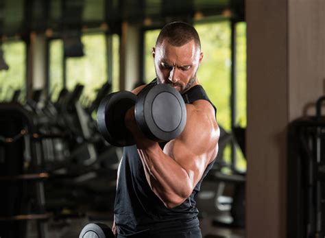 5 Best Strength Workouts for Men To Build Bigger Arms