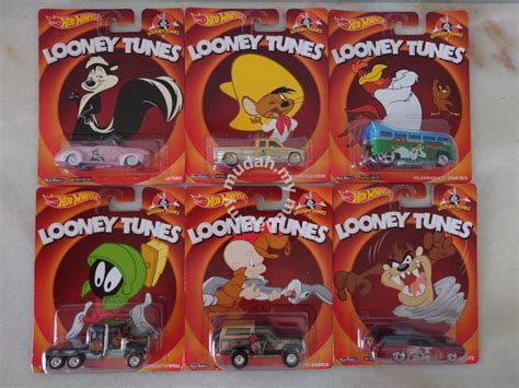 Hot Wheels Looney Tunes Kenworth W T Drag Bus Hobby Collectibles For Sale In Batu Caves