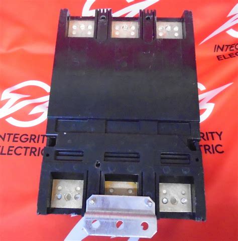 New Siemens Circuit Breaker Hlxd63b600 600a 600v~ 3p W Shunt Trip 1yr Warranty Integrity