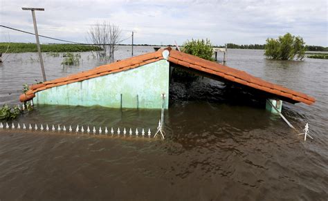 El Niño Deja Las Peores Inundaciones En Sudamérica