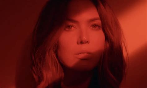 Mandy Moore Returns With New Single Id Rather Lose