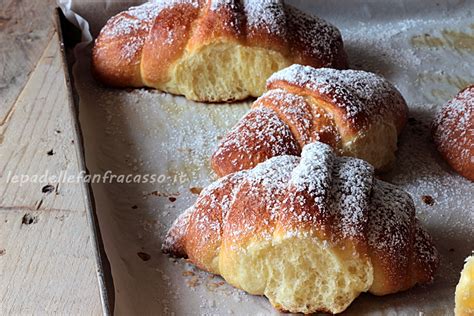 Brioches Al Cioccolato Fondente