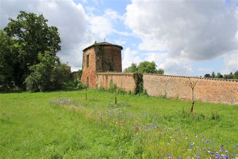 chateau de Châtillon sur Chalaronne inscrit MH le 22 02 1927