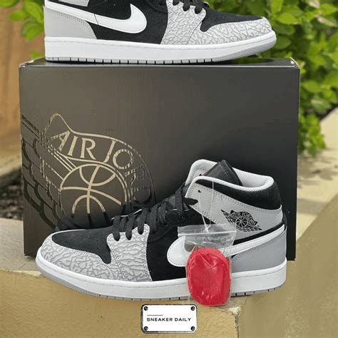 Gi Y Nike Air Jordan Mid Se Elephant Print Dm