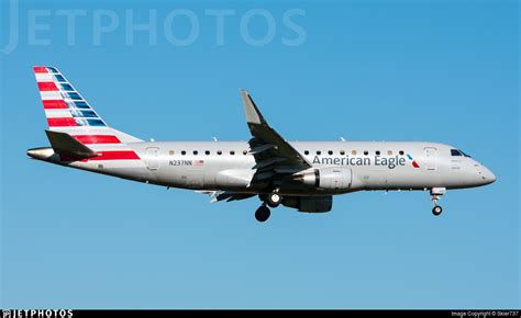 N237nn Embraer 170 200lr American Eagle Envoy Air Skier737