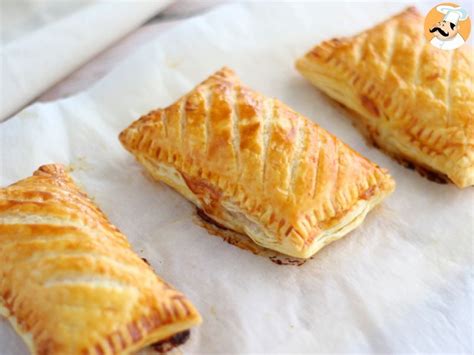 Folhados De Queijo E Presunto Travesseiros Receita Petitchef