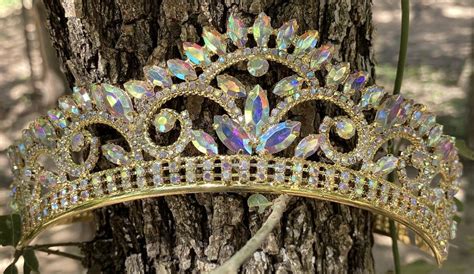 Pin By Lauren 👑💎🌹🌴🌺 ️ ♌️ On Pageant Crowns Trophies Pageant Crowns