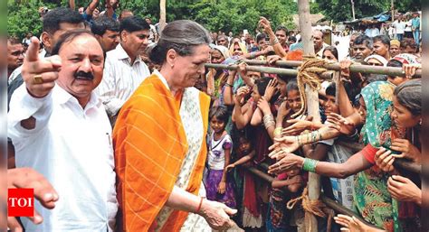 ‘smriti Irani Bought A House In Amethi But Hasnt Made It Her Home