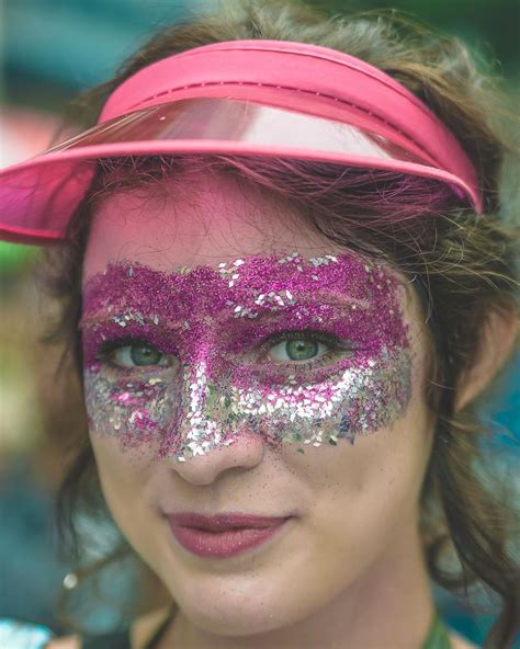 My 59 Photos Of People With The Most Creative Costumes And Makeup