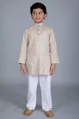 Vastraa Fusion Boy S Gold Line Handloom Weaving Pure Cotton Kurta