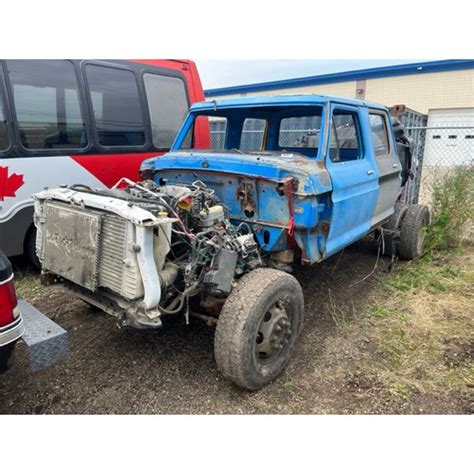 No Reserve Crewcab Dentside Cab On 2002 Dodge Dually Frame