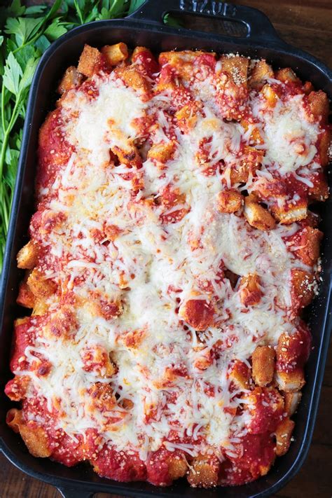 Chicken Parmesan Casserole Mantitlement