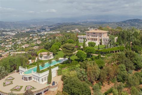 Château de la Croix des Gardes Rental in Cannes