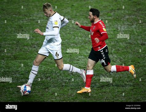 Milton Keynes Dons Harry Darling Hi Res Stock Photography And Images