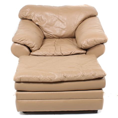 Sealy Buff Leather Club Chair And Ottoman Ebth