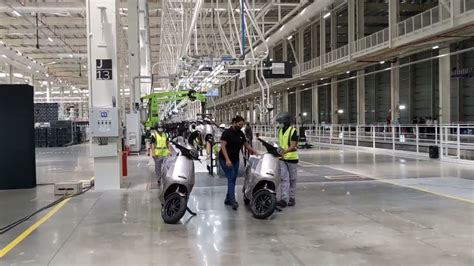 Inside The Ola Futurefactory The Worlds Biggest Two Wheeler Factory