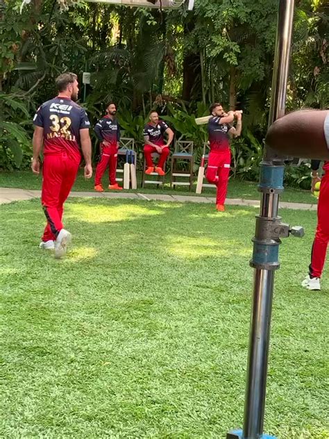 Mufaddal Vohra On Twitter Fun Ad Shoot Of Virat Kohli And The Rcb Team