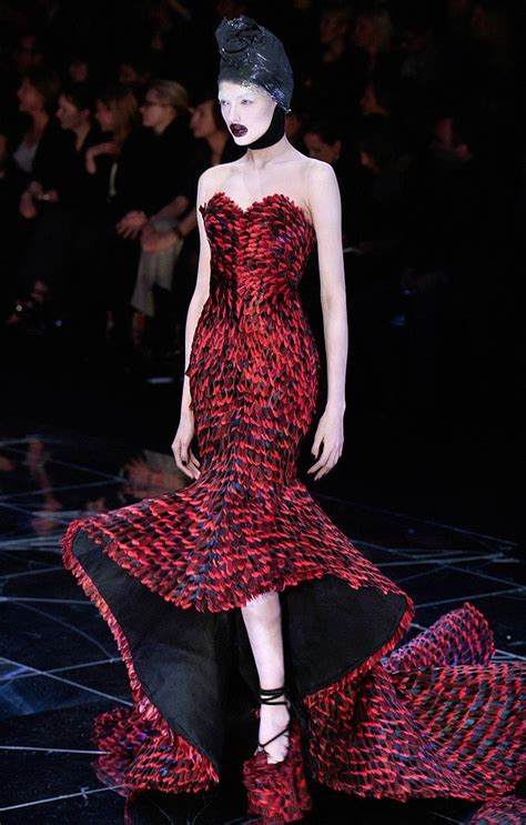 The top 10 iconic alexander mcqueen dresses – Artofit