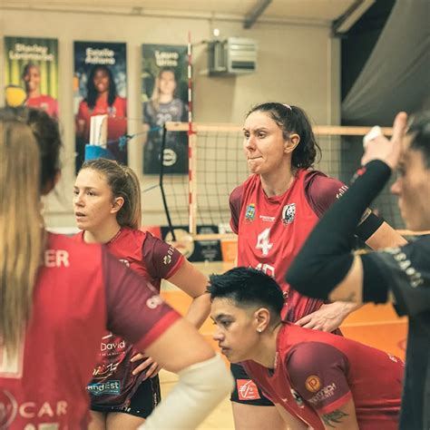 Volleyball Playoffs Les Louves De Saint Di N Ont Plus Le Choix