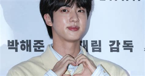 Look Jin Of Bts Debuts Shaved Head Prior To Military Enlistment