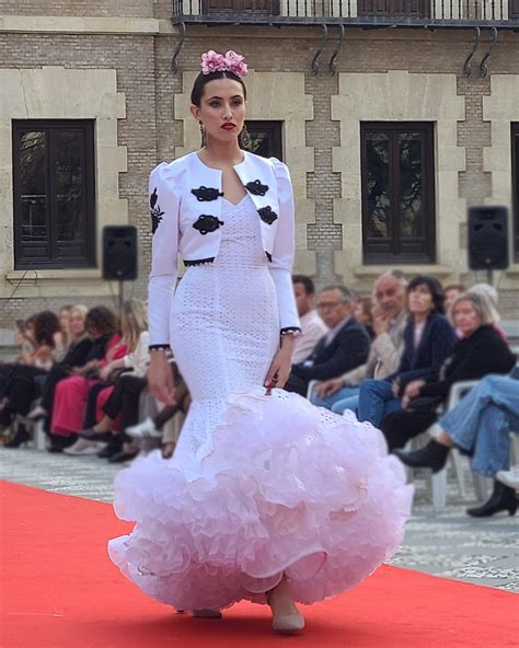 Vestido Flamenca Blanco Perforado Volante Hita Y Arcos Cita