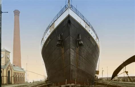 Building the Unsinkable: The Story of the Titanic's Construction and ...