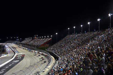 Darlington Raceway replacing seats in Pearson Tower - Jayski's NASCAR ...