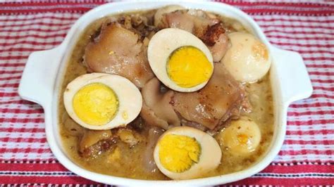 Carnivore Braised Pork Feet With Eggs All Things Carnivore