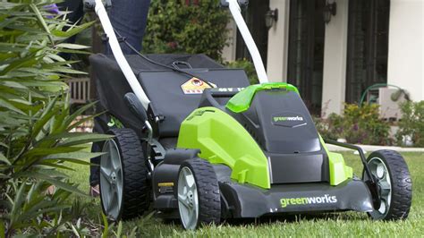 Test Et Avis De La Tondeuse Gazon G Lm Greenworks Verdurier