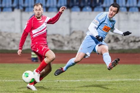 Slovan Bratislava deklasoval Zlaté Moravce Fotka 1 z 7 SITA sk