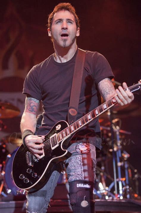 Pin By Debra Padgett On Sully Erna Sully Erna Sully Ozzy Osbourne