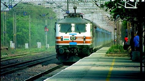 Fastest Shatabdi Express At Top Speed Kmph Overtake Indian